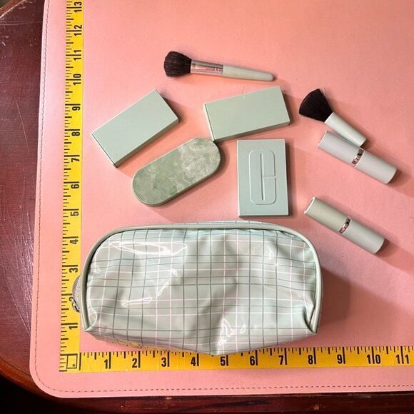 9pc Clinique Lot Set Swatched Lipsticks Eyeshadows Blusher Brushes Case 9pc Clin - Picture 10 of 11